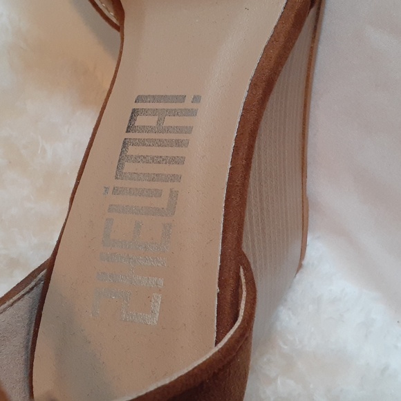 Brown Wedge Shoes Closed Toe Posh Suede Ankle Strappy size 8 (39) - Picture 3 of 8